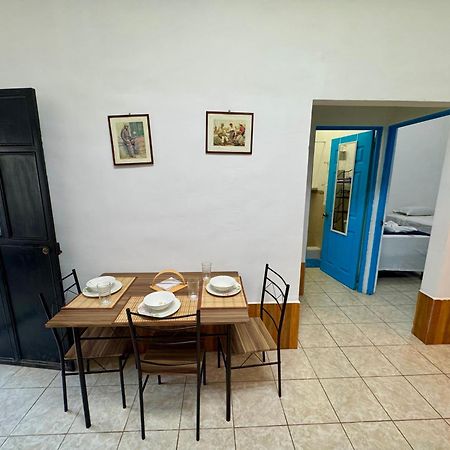 Hostal Inn 1 Flores Luaran gambar