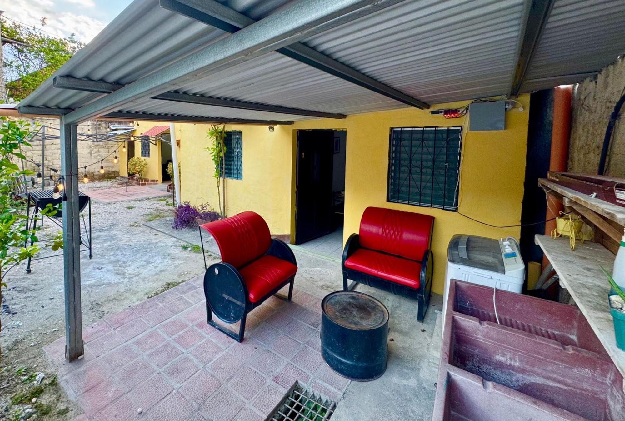 Hostal Inn 1 Flores Luaran gambar